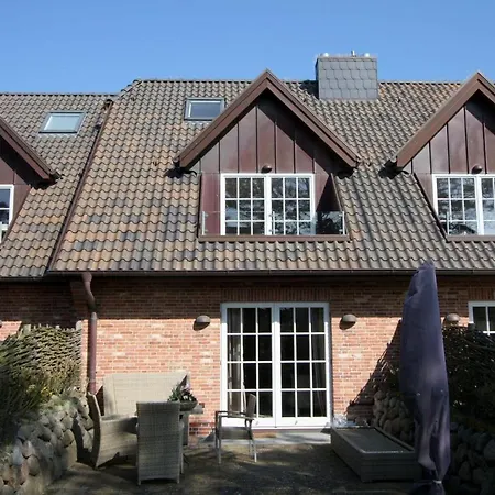 Landhaus, App F アパート